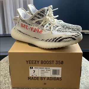 Yeezy Boost 350 V2 size 7 men’s
